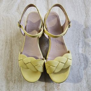 Wonders Leather Block Heel Sandals. Size 8.5 Yellow